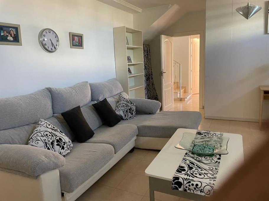 Villa Stunning 5 Bedroom *