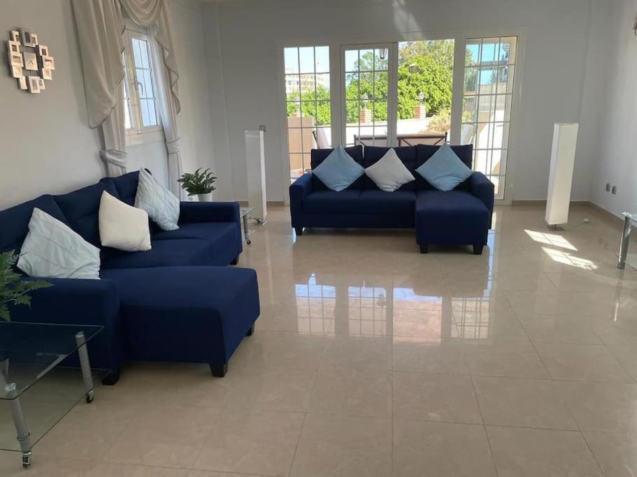 Stunning 5 Bedroom Villa Benalmádena